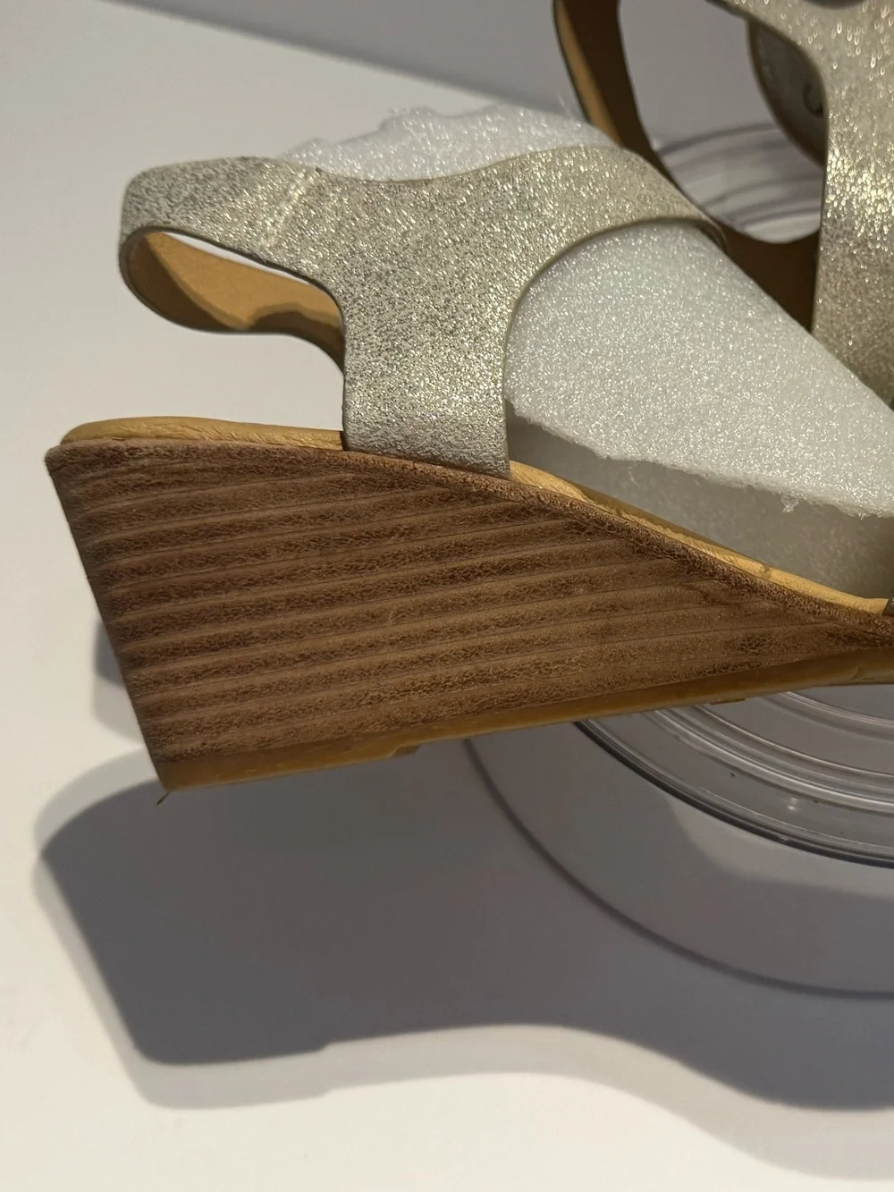 Sofft stylish metallic